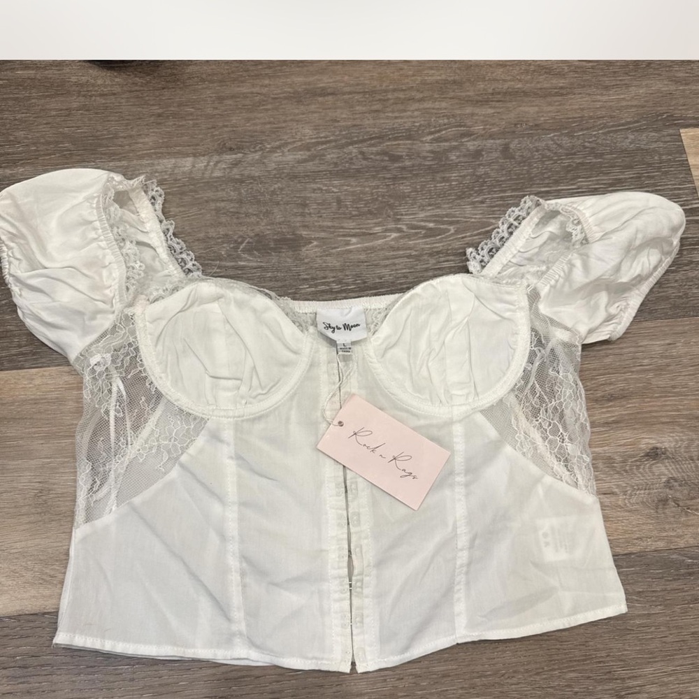 White Lace Puff Sleeve Top